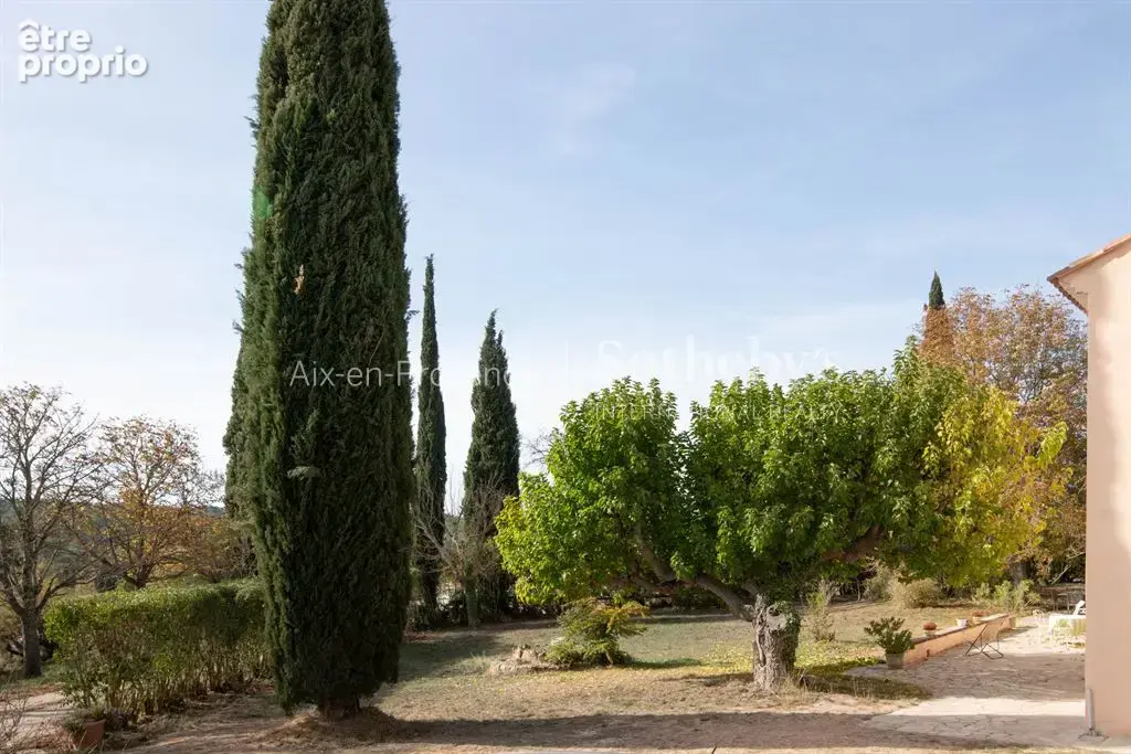 Propriéte sur site exeptionnel à Beaurecueil - photo 4