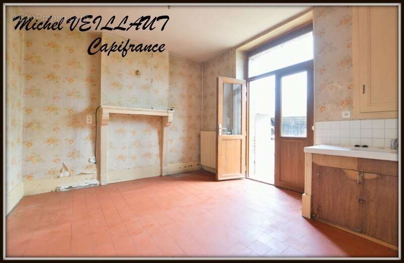 Dpt Allier (03), à vendre PARAY LE FRESIL maison P7 de 150 m² - Terrain de 1 150,00 m² - photo 5