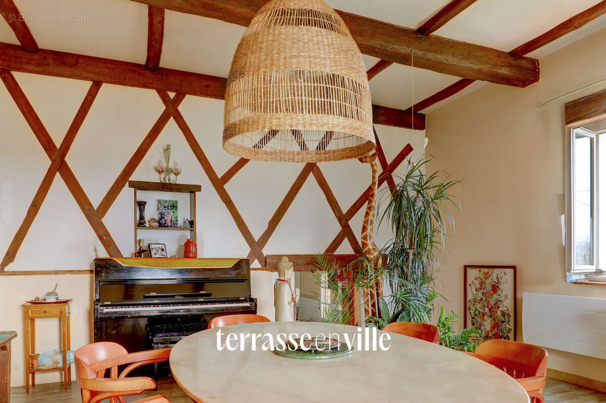 Maison à LA BOUILLADISSE