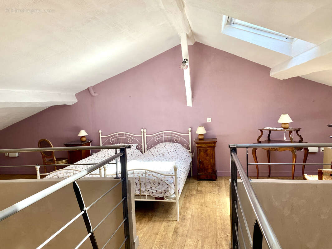 Bel appartement de caractère en plein cœur de Roanne - photo 12