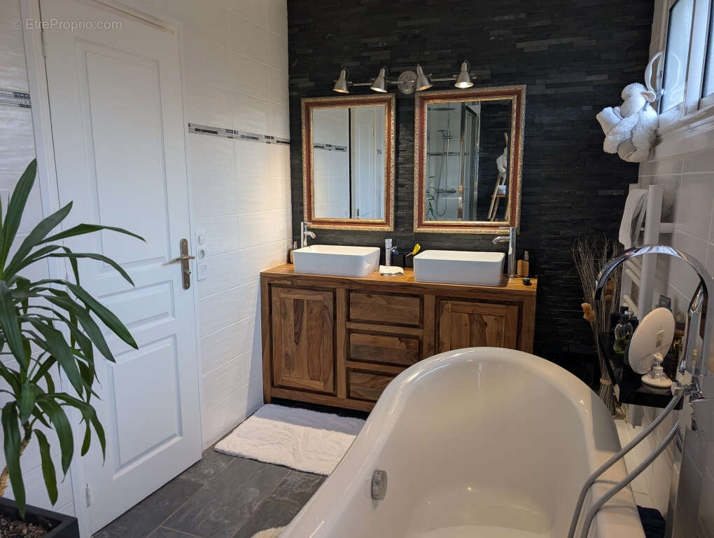 Maison à SAINT-SULPICE-ET-CAMEYRAC