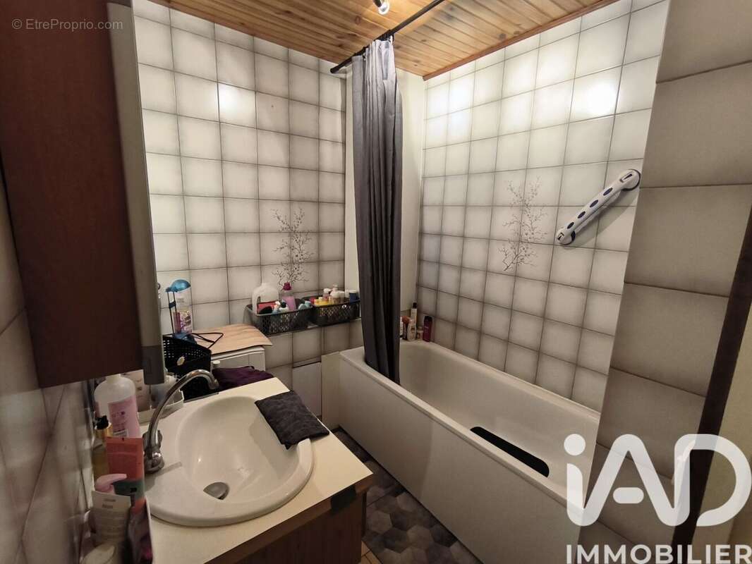 Photo 8 - Appartement à SAINT-PIERRE-LES-ELBEUF