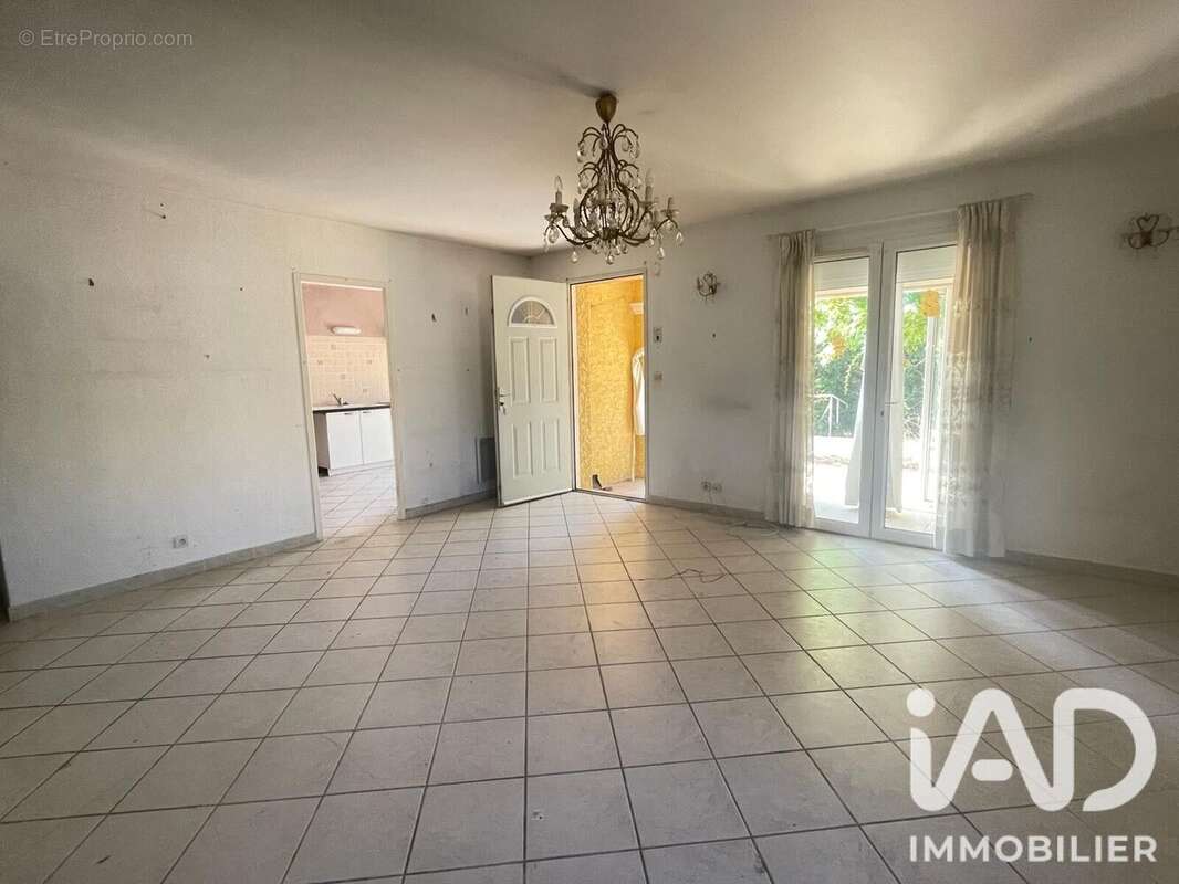 Maison 84 m² à Florensac  - photo 4
