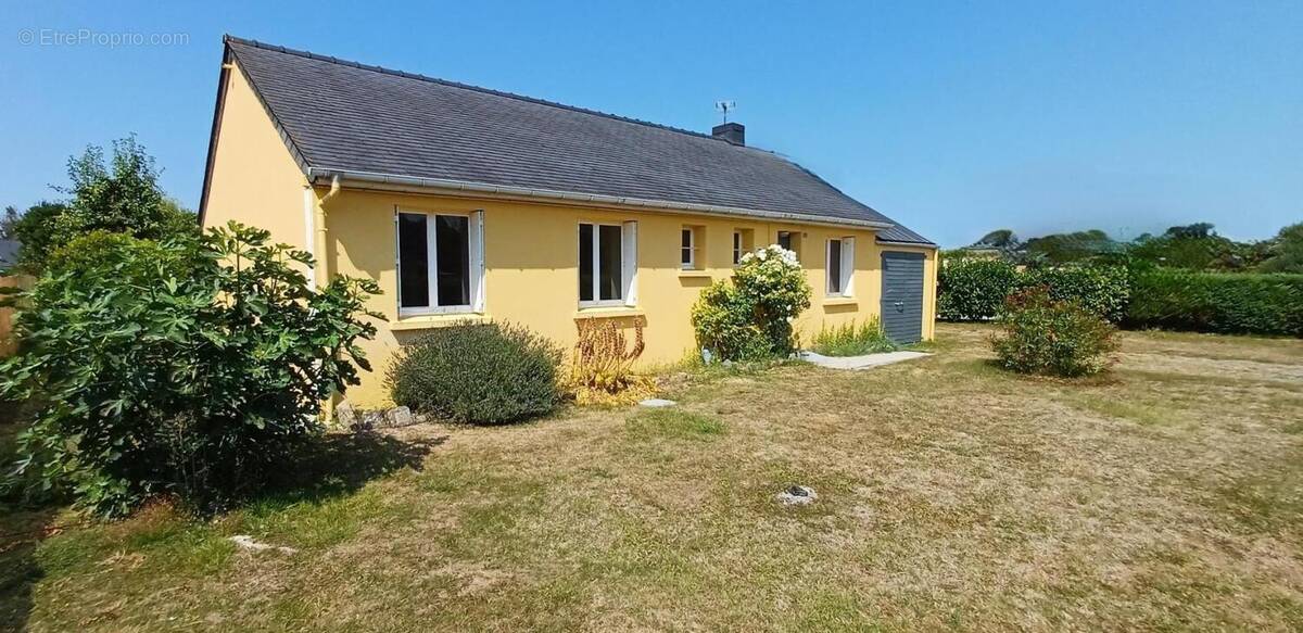 Maison à HIREL