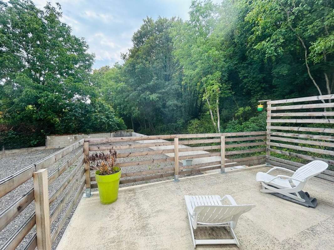 Maison 98 m² à Villeneuve-Sur-Yonne  - photo 8