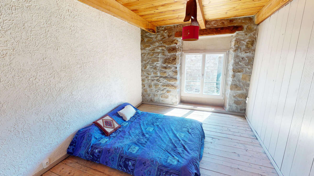 Maison à BELLEVUE-LA-MONTAGNE