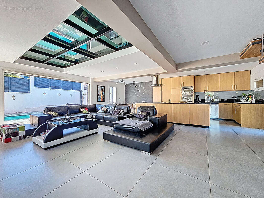 Maison à MARSEILLE-13E