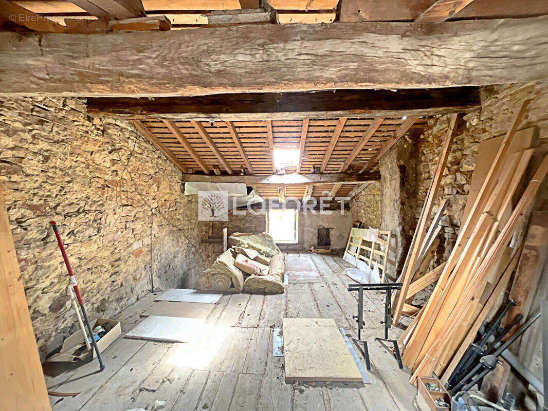 Maison à SAINT-AMOUR