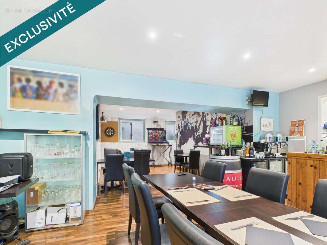 Photo 2 - Commerce à TAULE