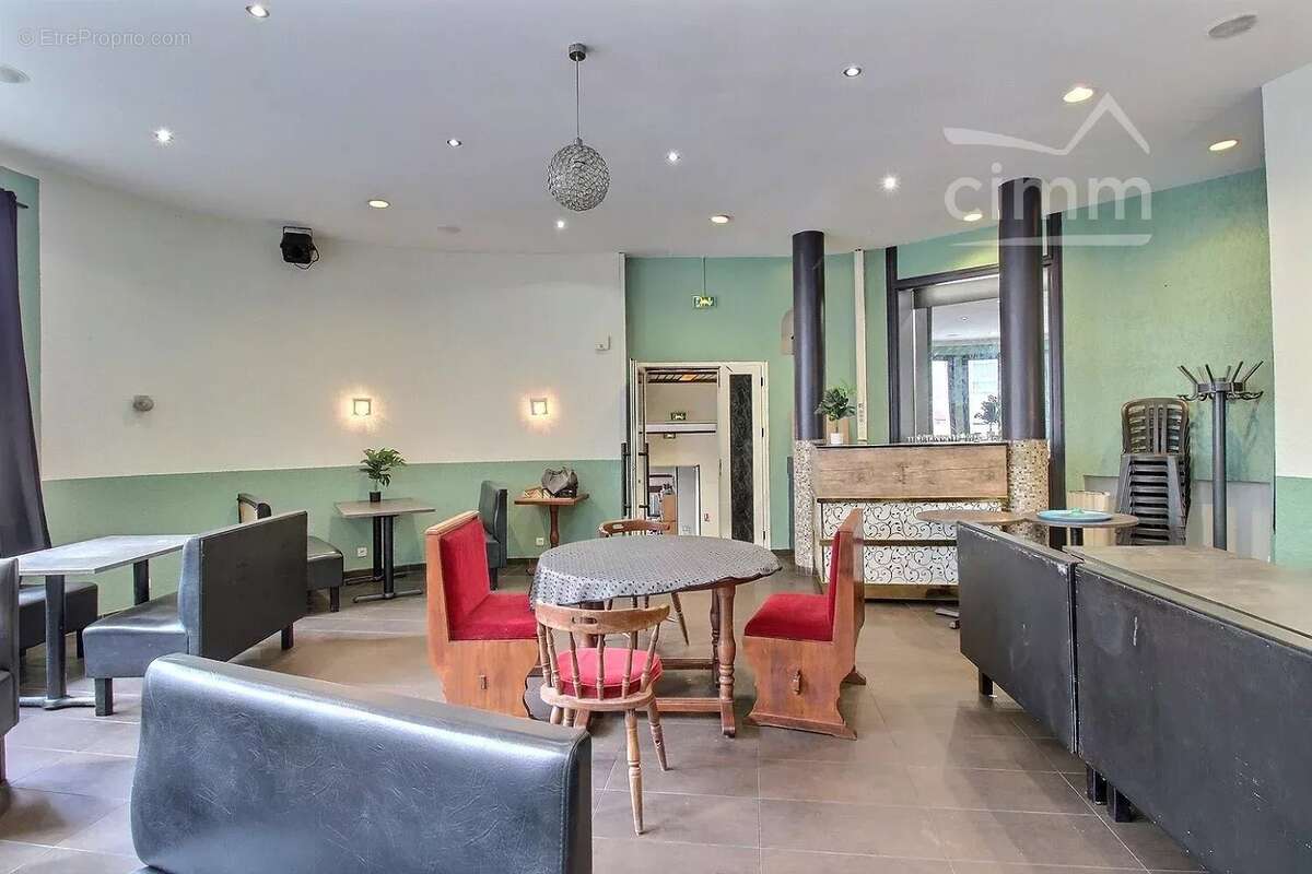 Commerce à POITIERS