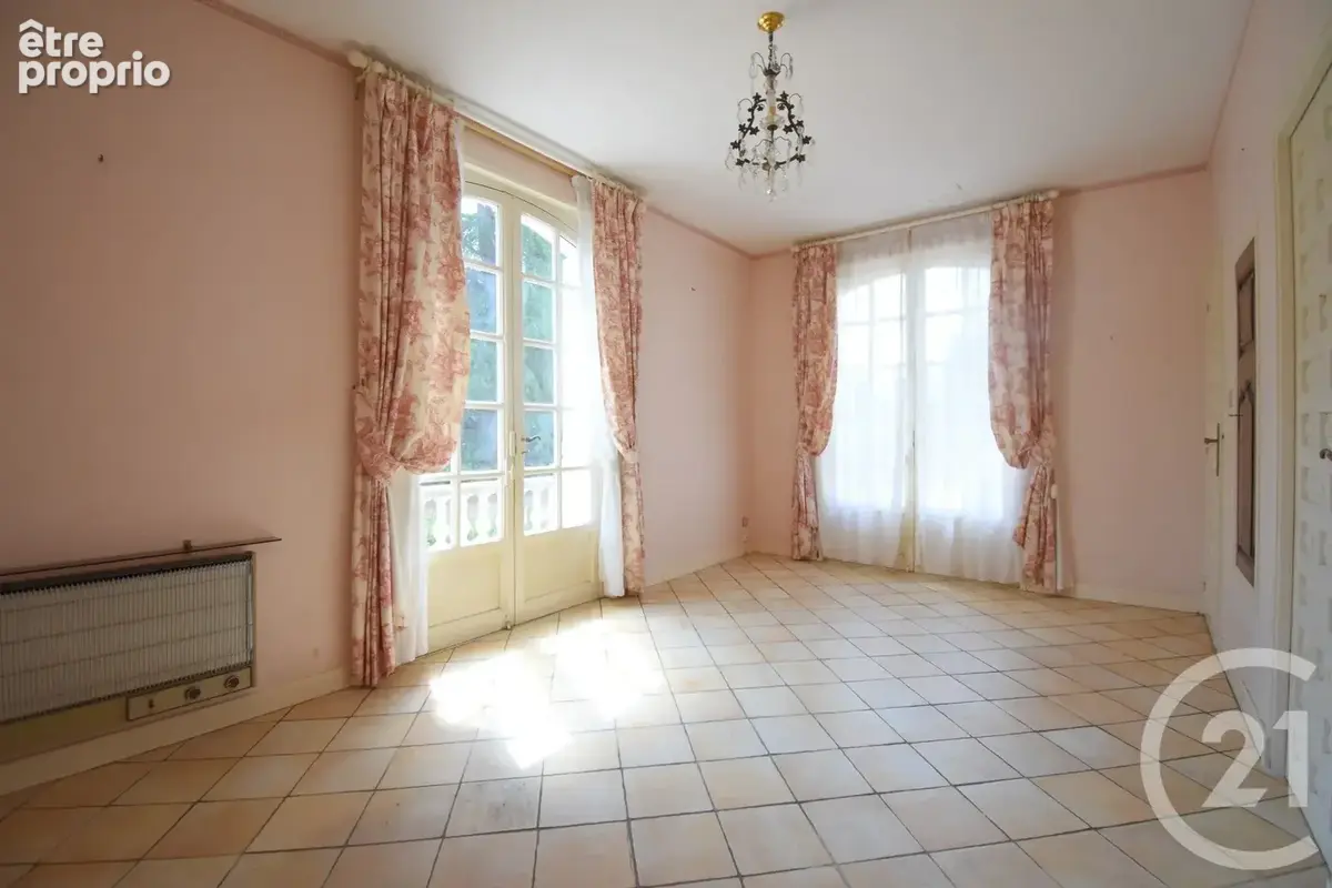 Maison 217 m² à Bellerive-Sur-Allier  - photo 7