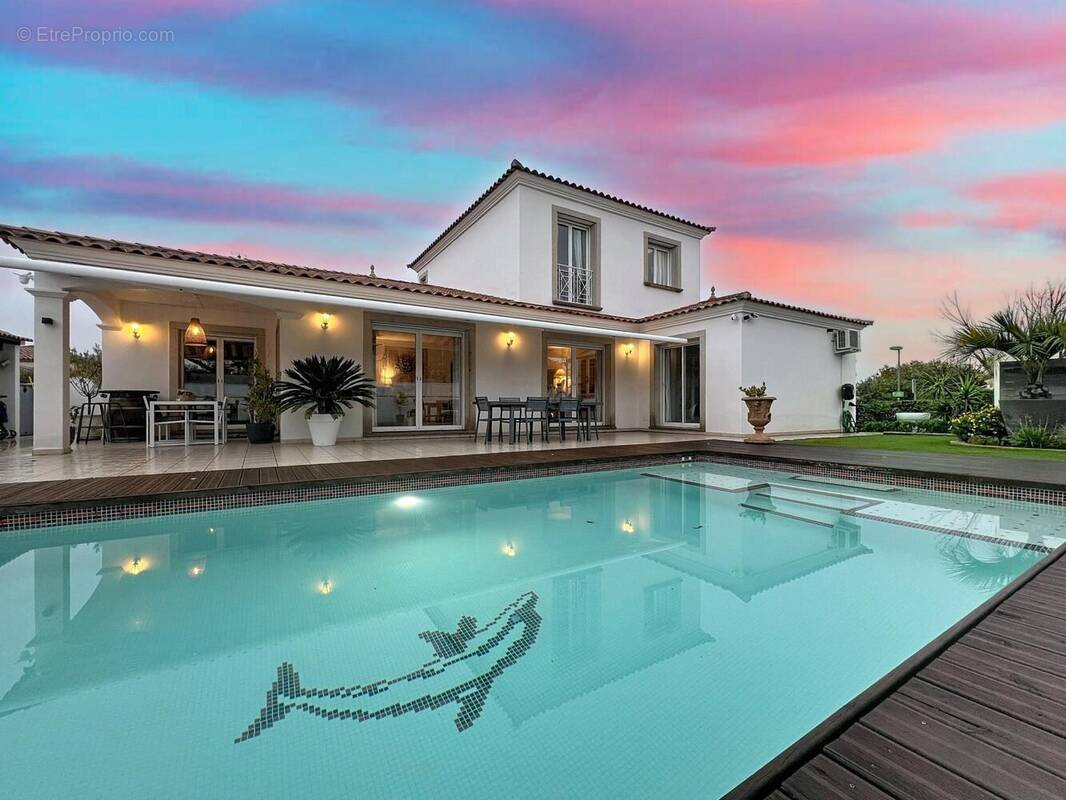 Photo 1 - Maison à JUVIGNAC