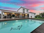 Photo 1 - Maison à JUVIGNAC