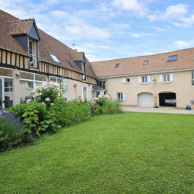 Maison à ATTAINVILLE