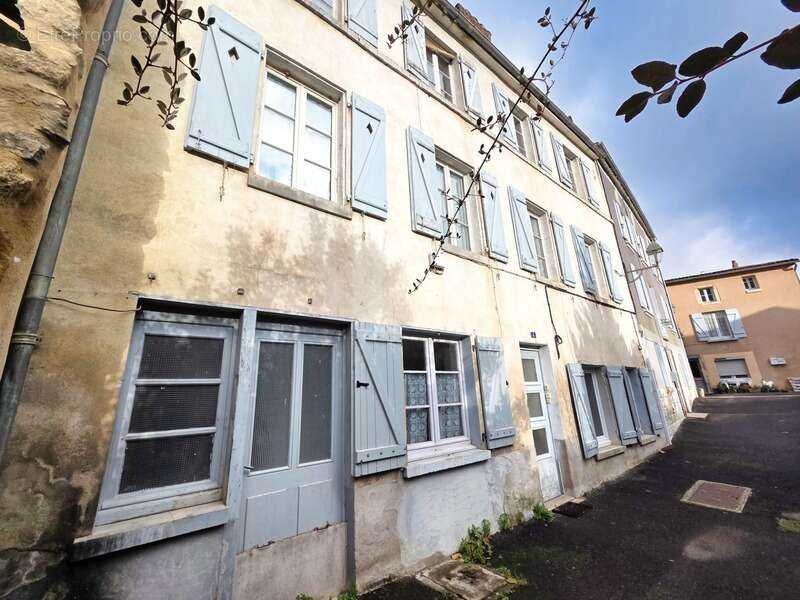 Maison à BILLOM