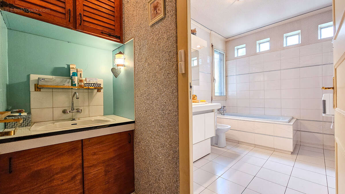 Maison à SARTROUVILLE