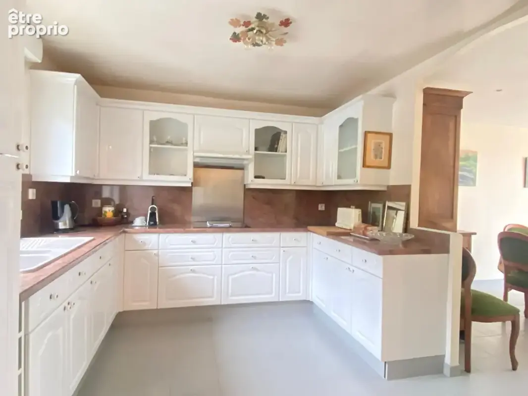 Maison + appartements à Mezy Sur Seine 14 pièce(s) 362 m2 - photo 6