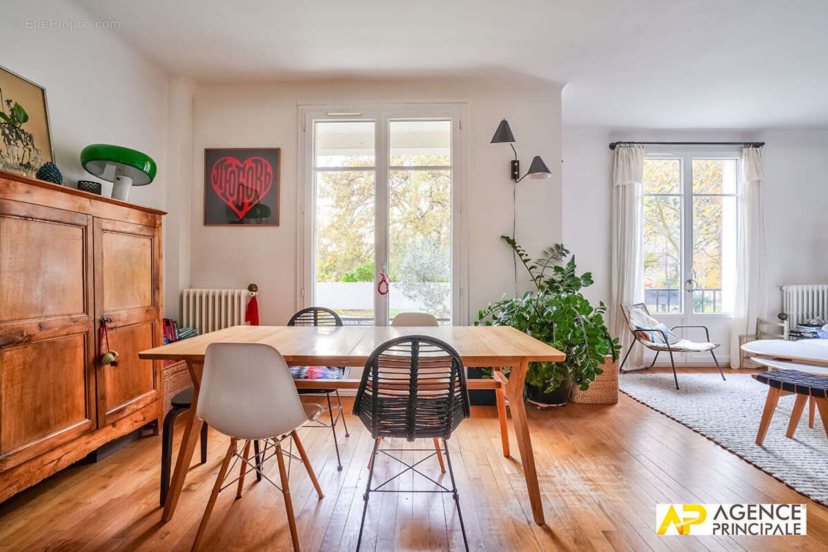 Appartement à MAISONS-LAFFITTE