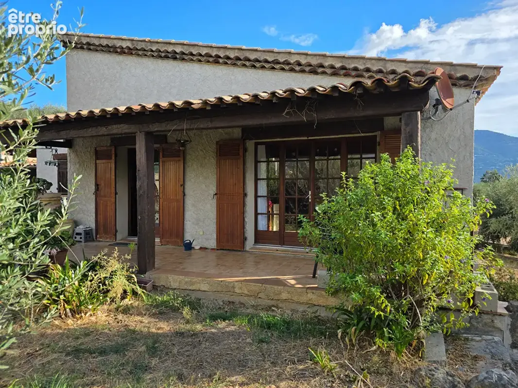 Maison à CARROS