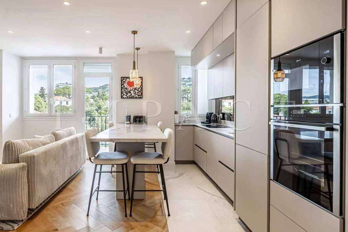 Appartement à CANNES