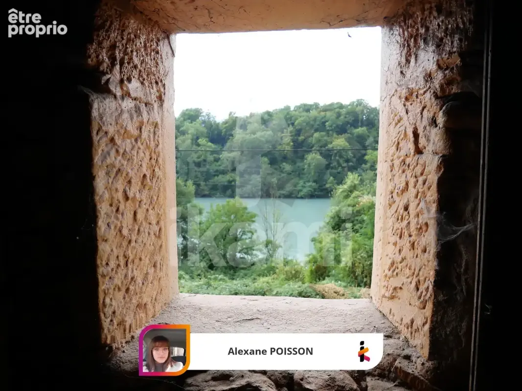 Maison à rénover de 145 m2 à Saint-Lattier, proche Romans-sur-Isere - photo 10
