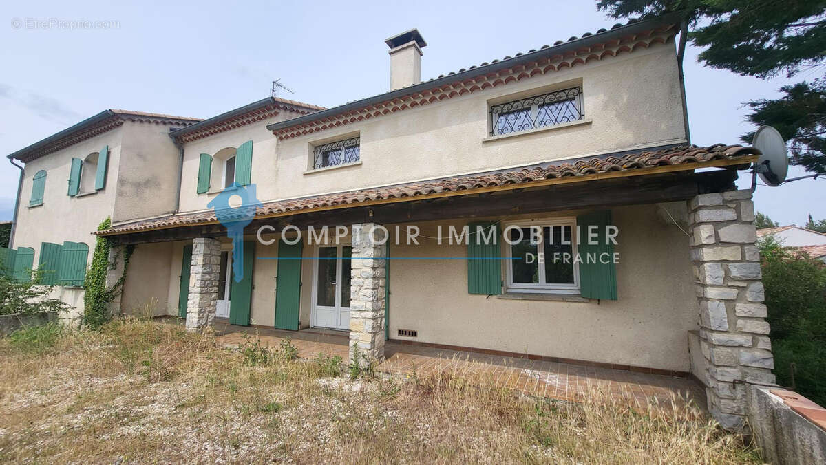 Villa Saint-Christol-Les-Ales de 218 m2 habitables sur un terrain de 2396 m2 - photo 8