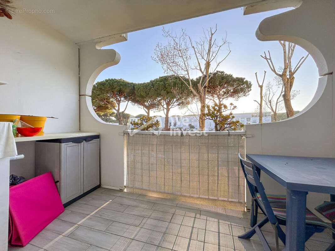 Appartement à MAUGUIO