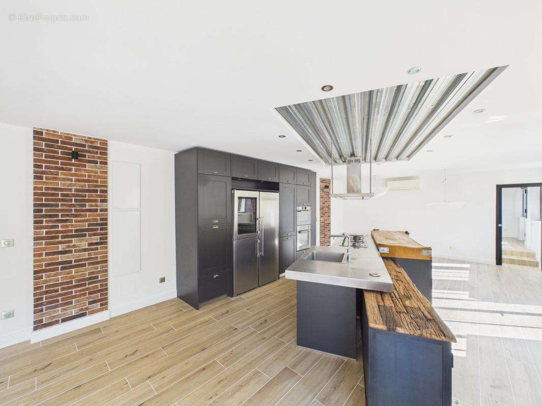 A vendre f4 avec terrasse parc cuneo d'ornano - photo 6