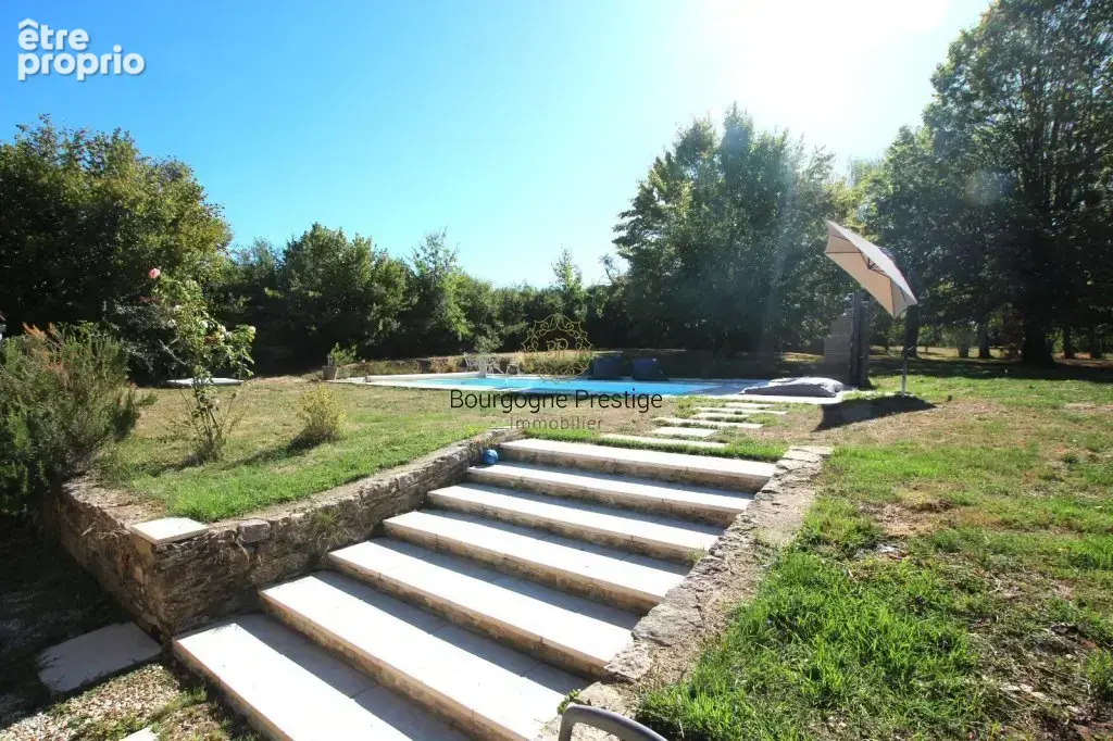 Maison de caractere de 129 m² sur parc arbore de pres de 5000 m² avec piscine, garage et dependances - photo 3