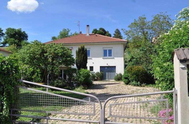 Maison à EPINOUZE