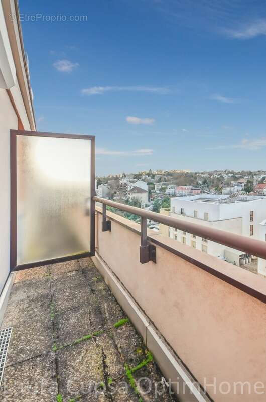 Appartement à BOURG-LA-REINE