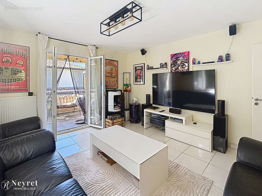 Appartement à VERNAISON