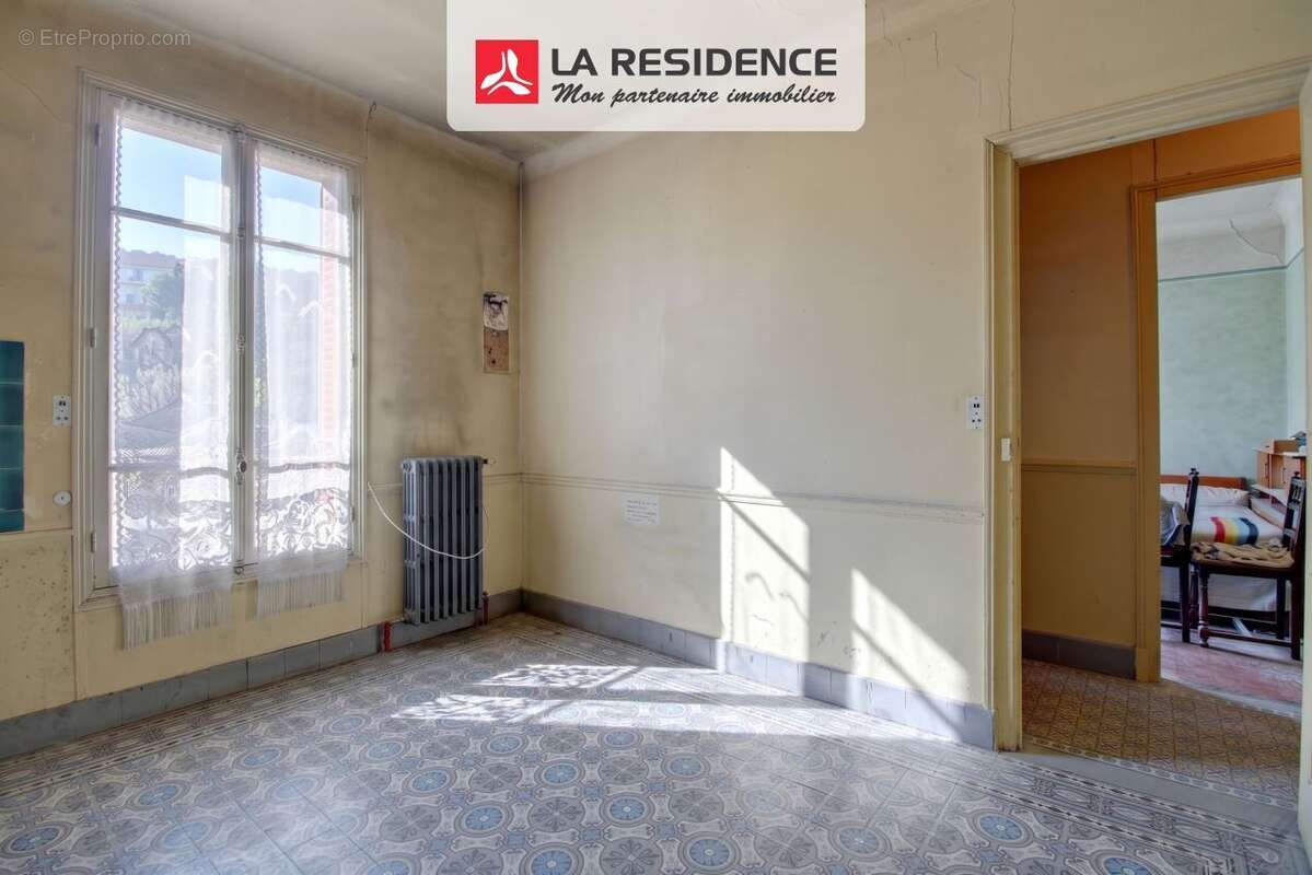 Maison 69 m² à Chanteloup-Les-Vignes  - photo 4