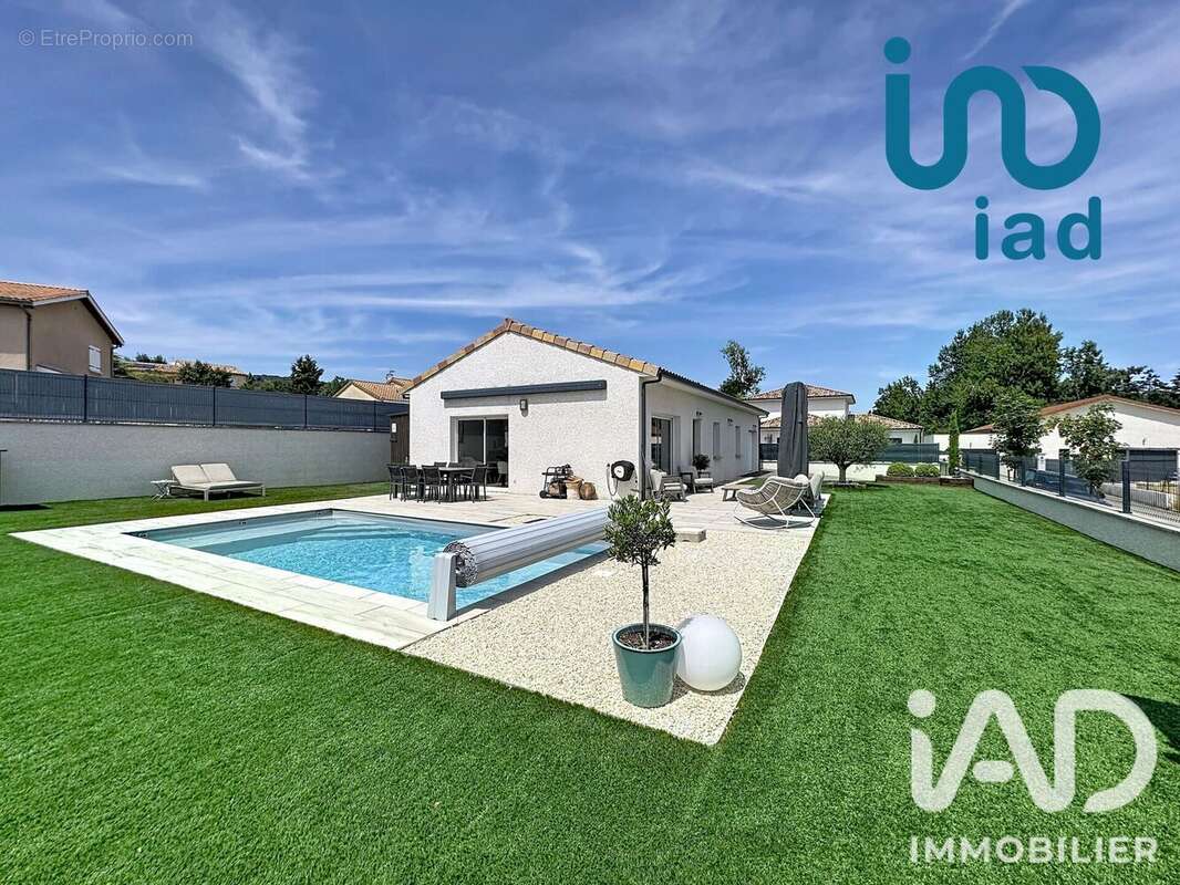 Maison 116 m² à Peaugres  - photo 2
