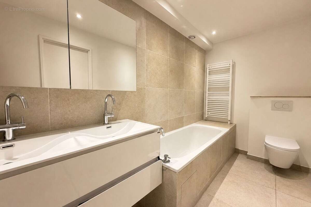 Appartement à BOULOGNE-BILLANCOURT