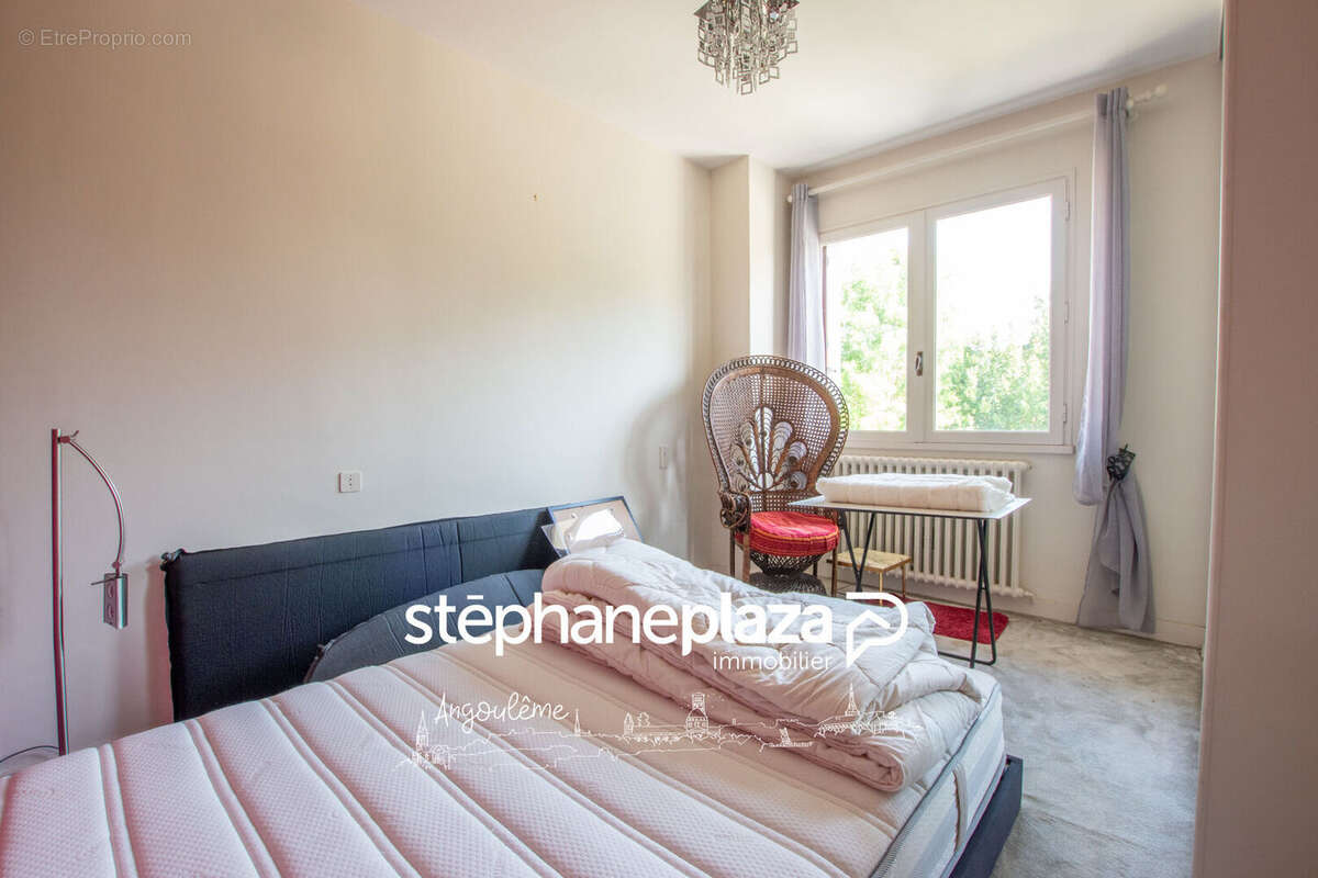 Maison Gond Pontouvre 5 pièce(s) 131 m2 - photo 16