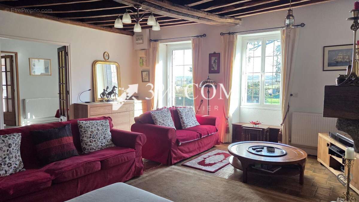 Maison à LA GACILLY