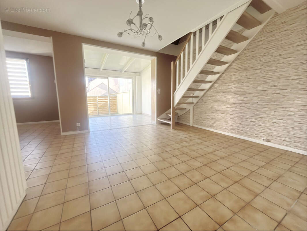 Maison à NOGENT-SUR-OISE