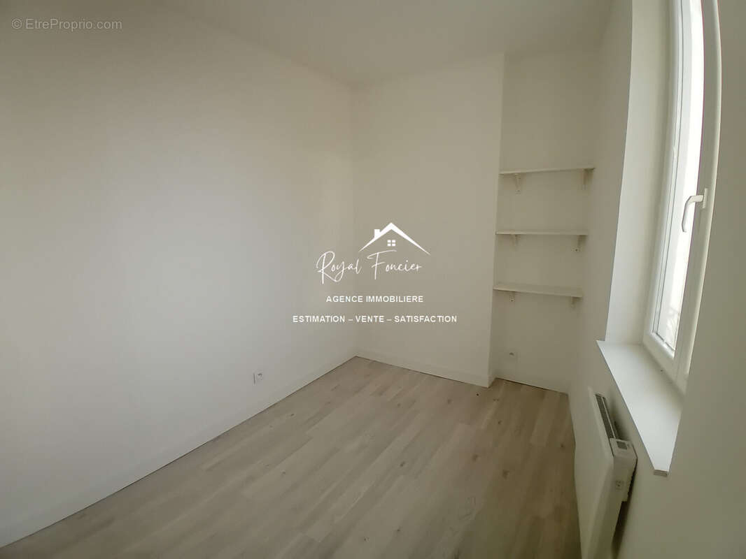 Maison à CHATELLERAULT