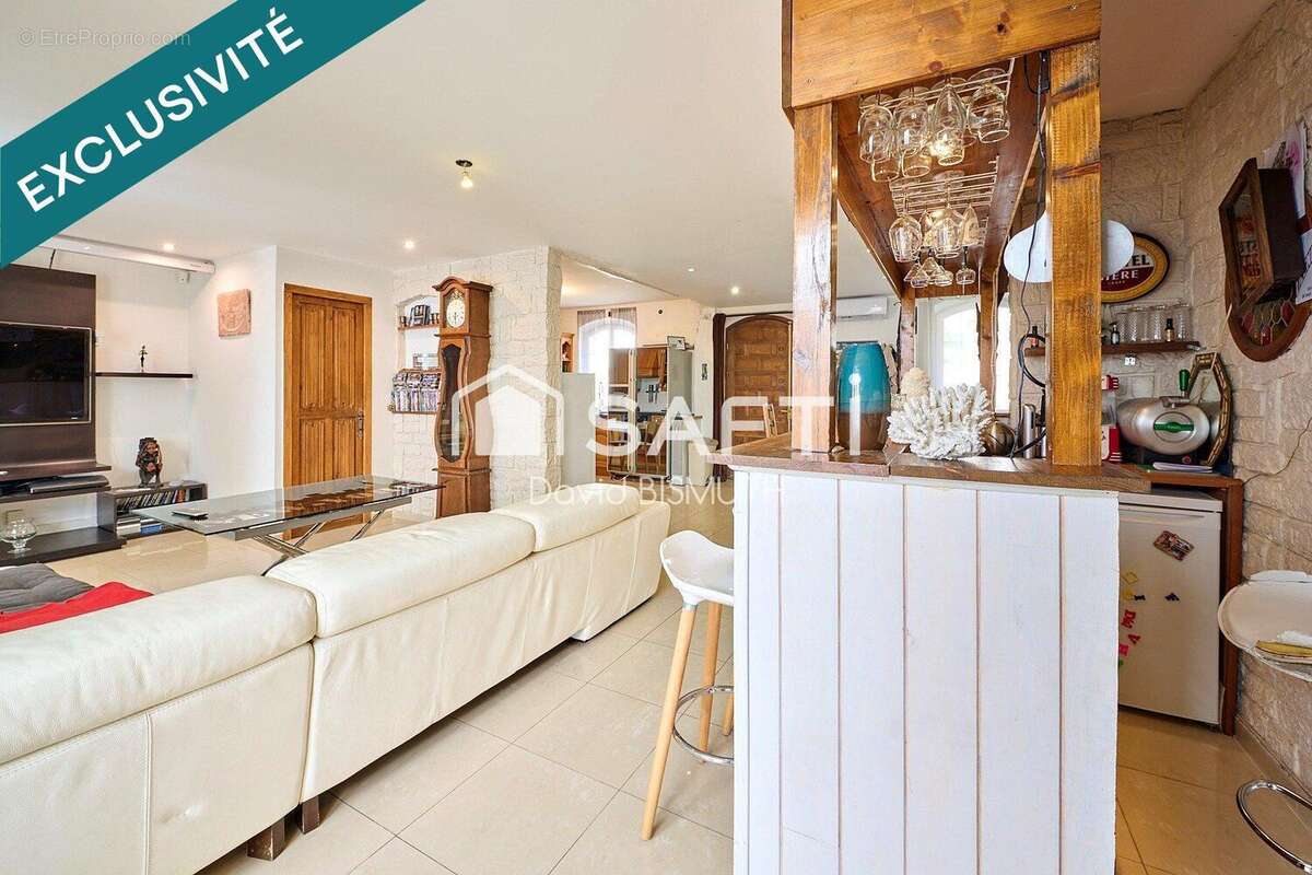 Photo 2 - Maison à PIERREFITTE-SUR-SEINE