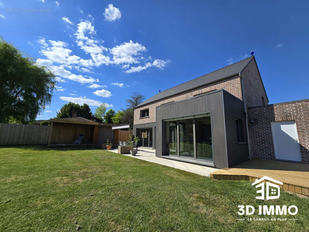 Maison à SARS-POTERIES