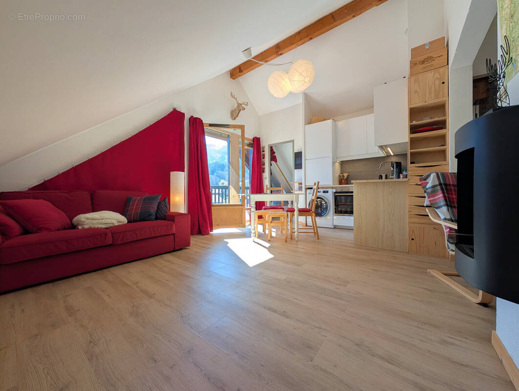 Appartement à MORILLON