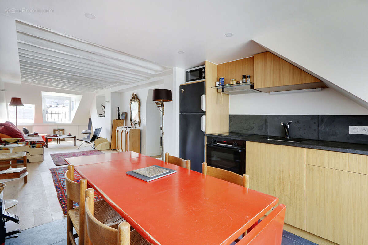 Appartement à PARIS-6E