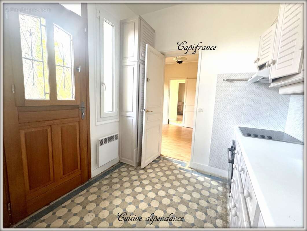 Propriété sur Parc avec dépendance - photo 30