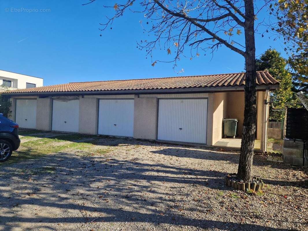   - Appartement à CHANAS