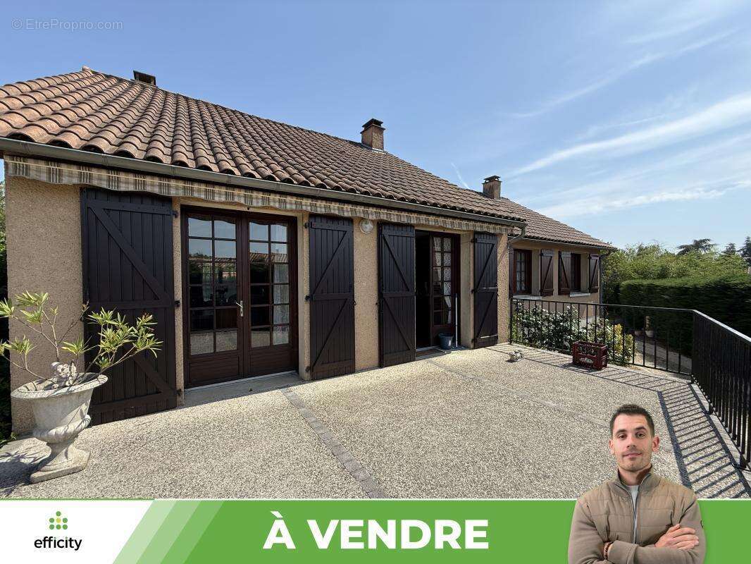 Maison 127 m² à Fontaine-Le-Comte  - photo 2