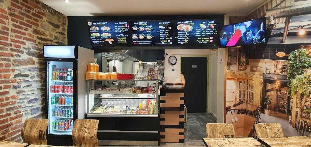 Commerce à ROMAINVILLE