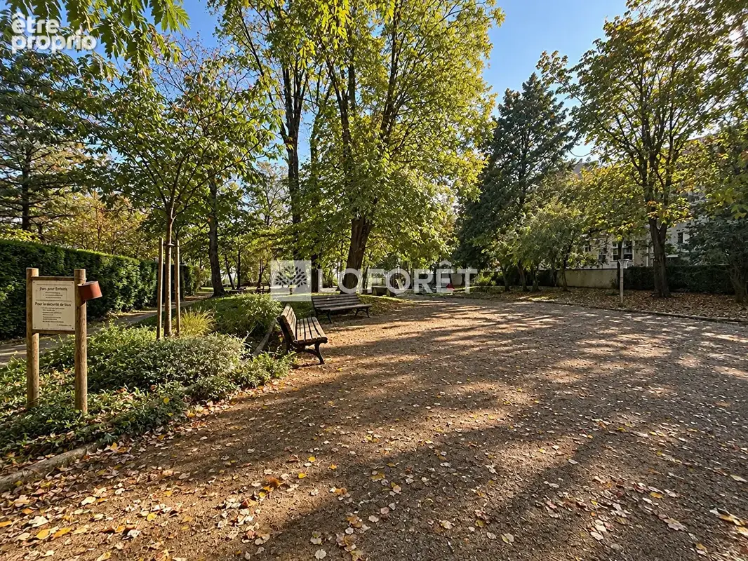 Caluire -margnolles -beau t4 de 74 m² avec balcon et vue panoramique ! - photo 10