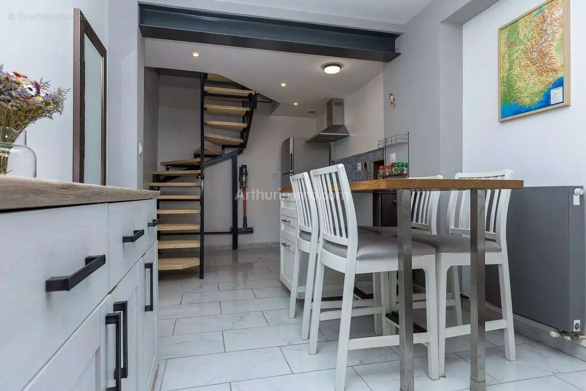 Maison à BELLEY