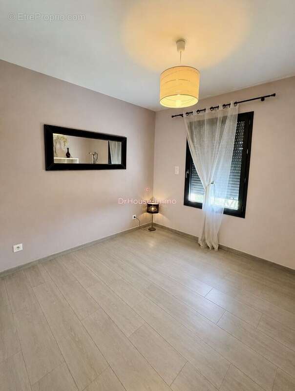 Maison 365 m² à Amilly  - photo 13